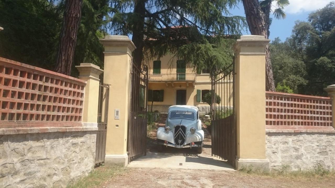 Villa Al Ponte Case Malva Exteriér fotografie
